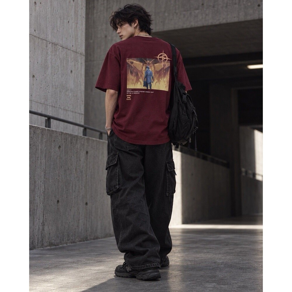 Uniqlo UT Gundam Hathaway T Shirt Mens L MAFTY RX-105 Xi Gundam Anime Burgundy